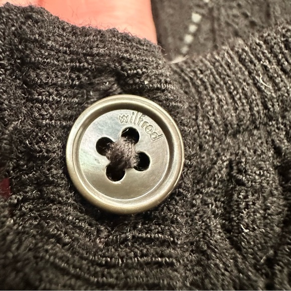 Wilfred size L knit top - Picture 7 of 9